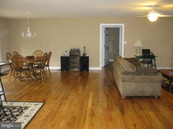 9249 Rixeyville Road Culpeper, VA 22701 - Photo 5 of 8 Living Room/Dining Room