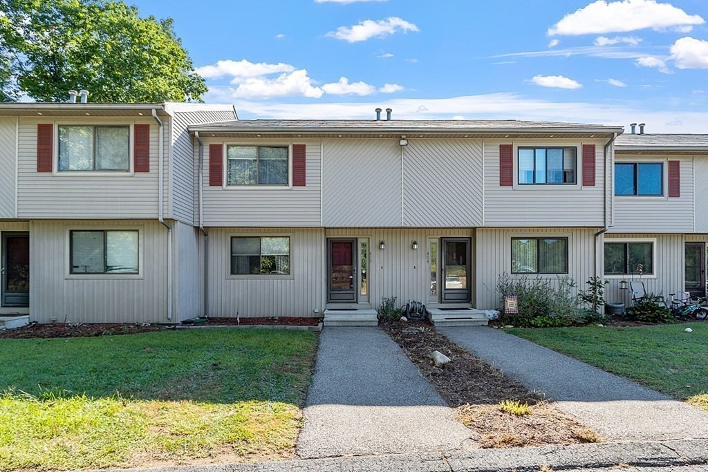28 Southbridge Road, Unit 403 Charlton, MA 01507 - Photo 1 of 18 Gallery Image 1