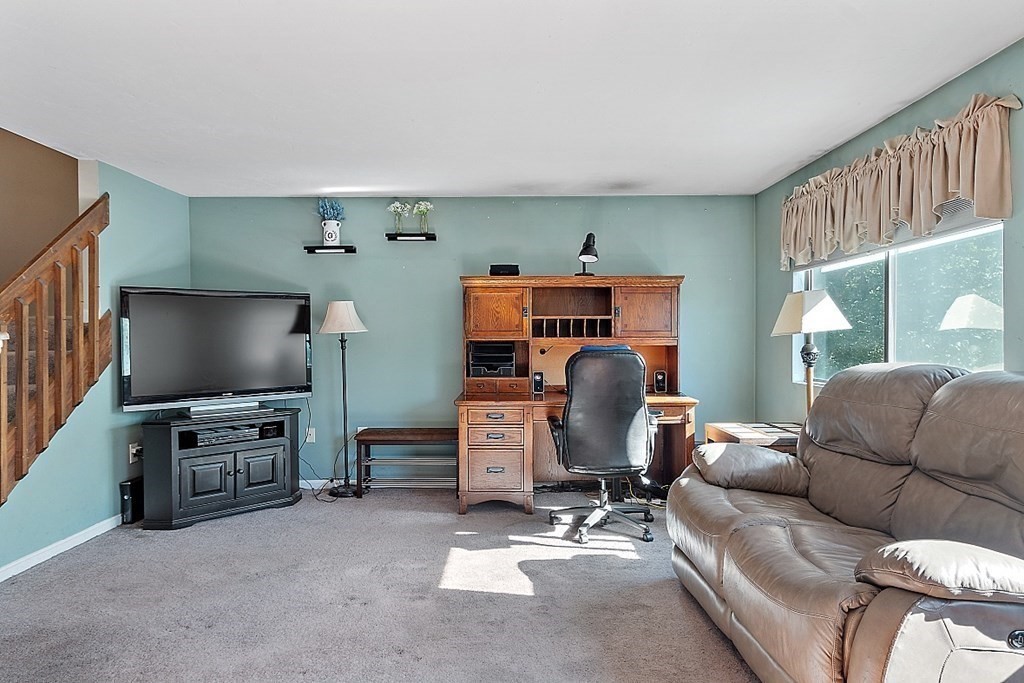28 Southbridge Road, Unit 403 Charlton, MA 01507 - Photo 4 of 18 Gallery Image 4