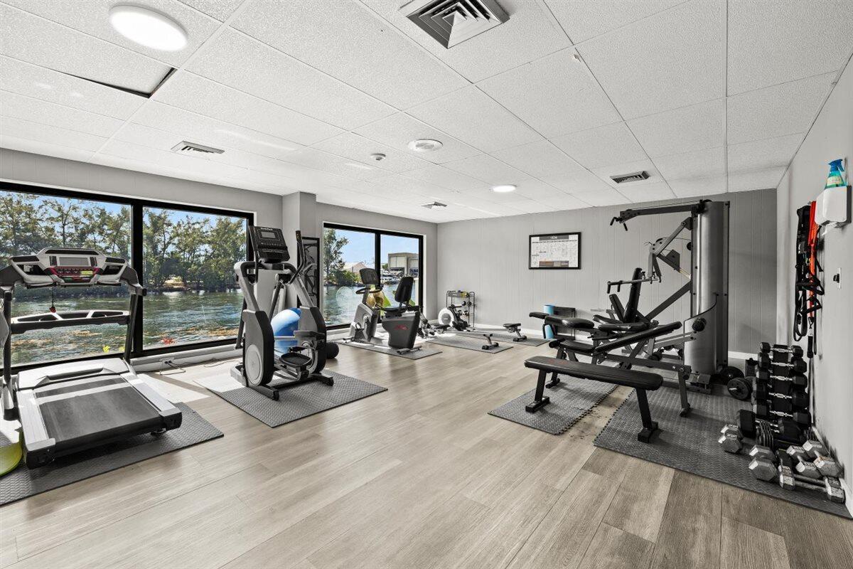 1401 North Riverside Drive, Unit 1104 Pompano Beach, FL 33062 - Photo 24 of 31 25-424A7477