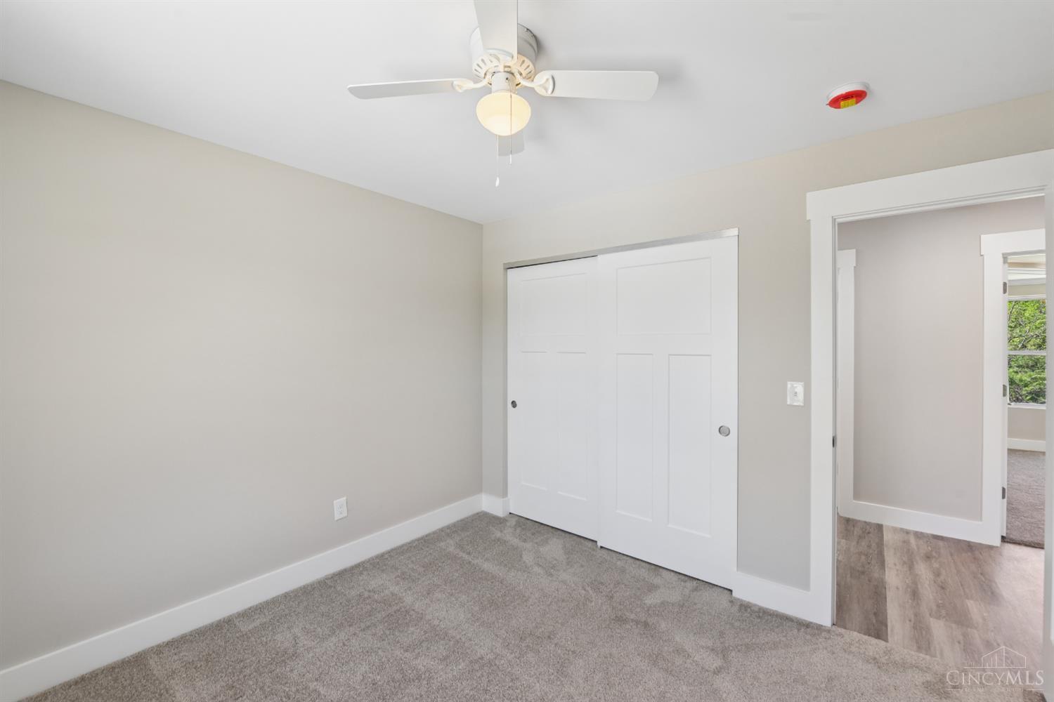 1115 Compton Road Cincinnati, OH 45231 - Photo 17 of 47