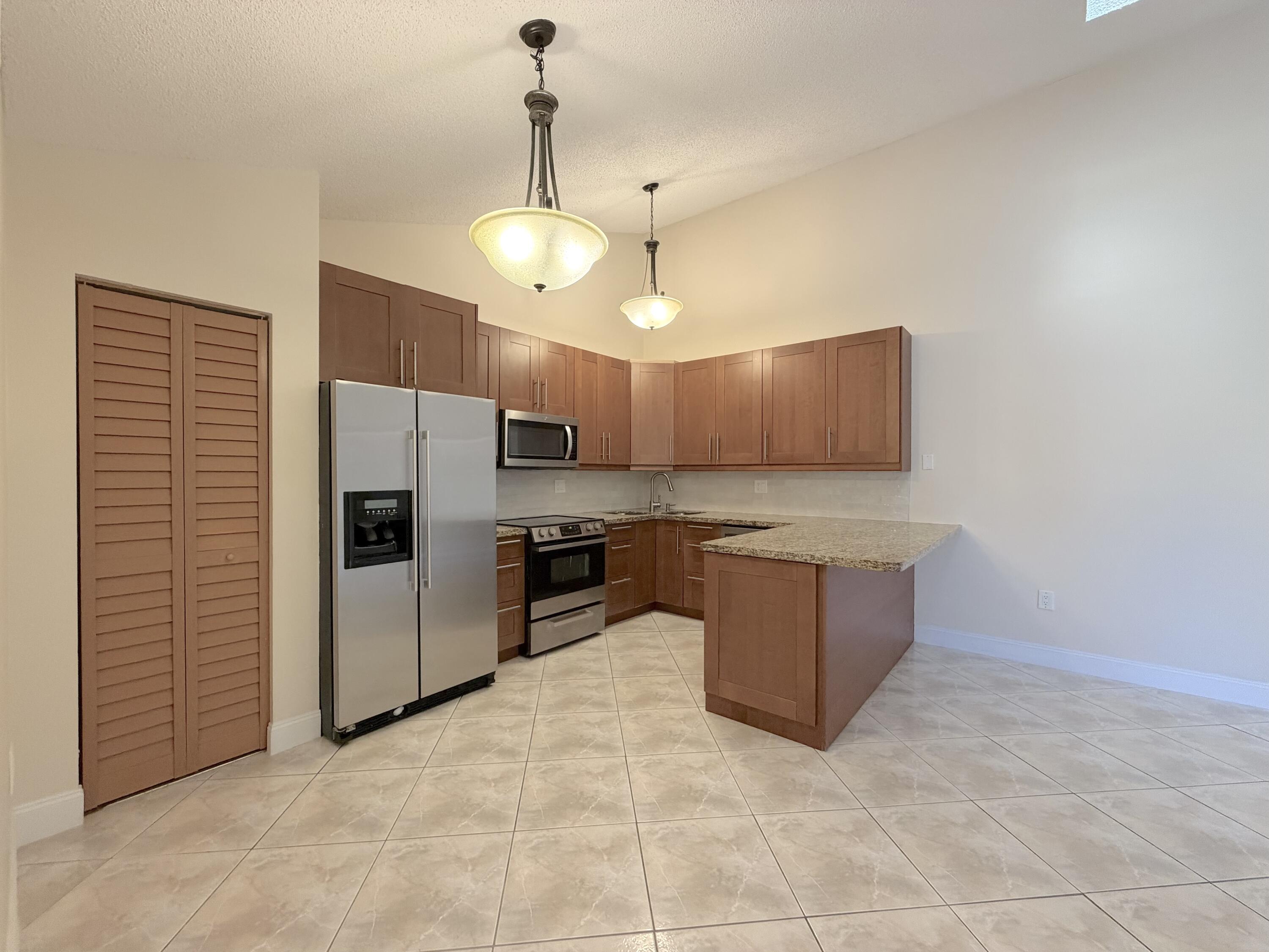 9927 Boca Gardens Trail, Unit A Boca Raton, FL 33496 - Photo 28 of 63 Kitchen