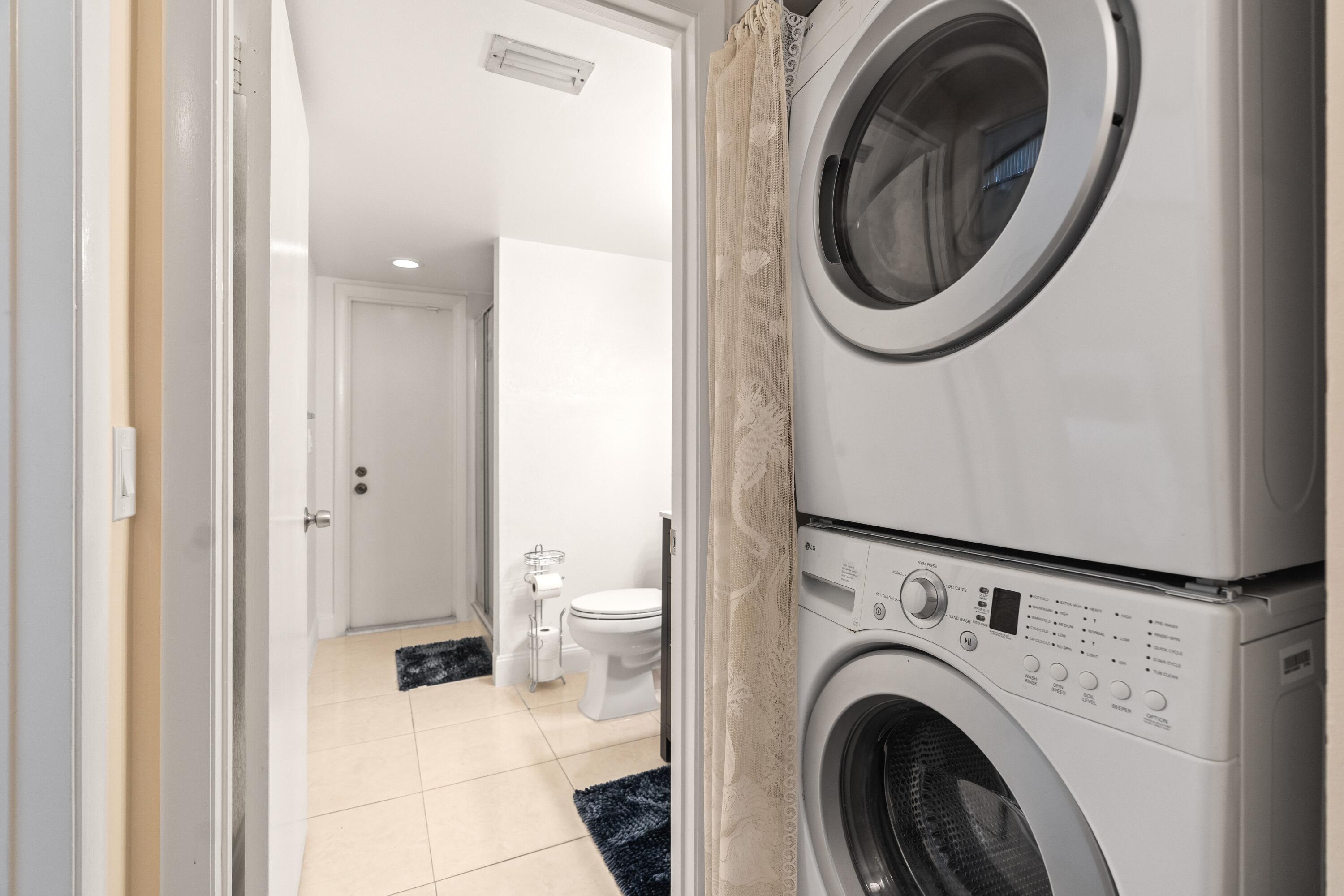 9927 Boca Gardens Trail, Unit A Boca Raton, FL 33496 - Photo 40 of 63 Bathroom 2/Laundry