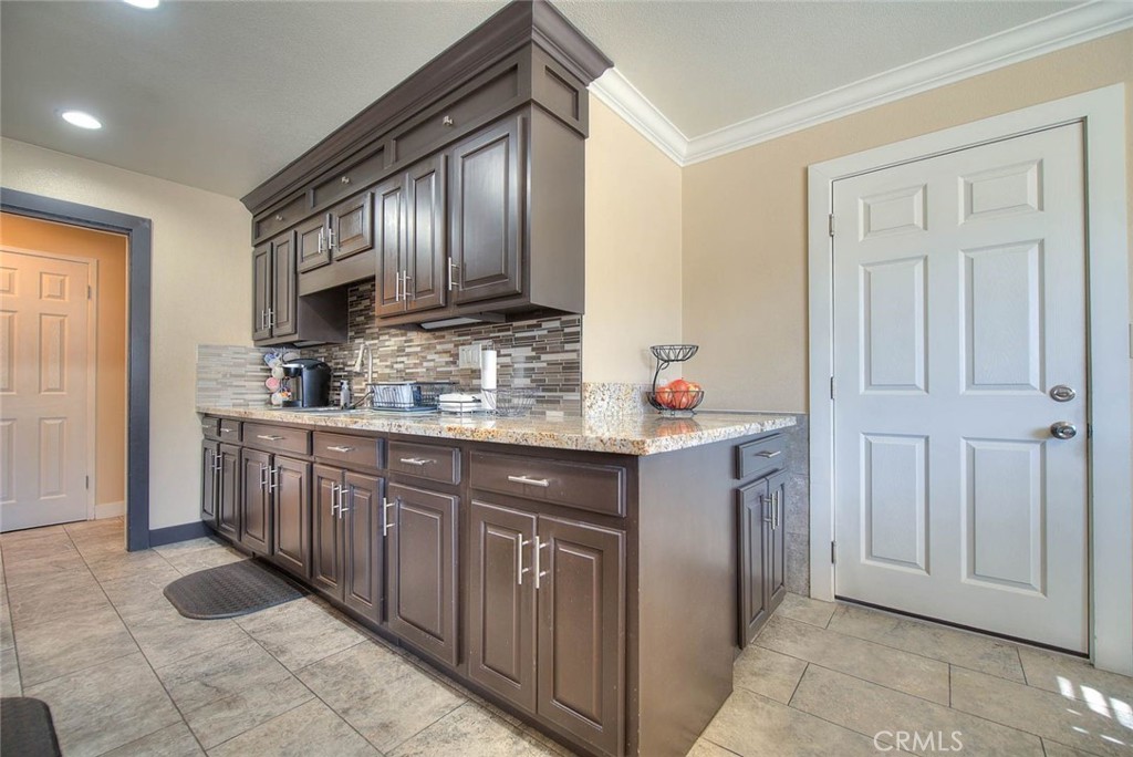 8723 Larkin Court Riverside, CA 92503 - Photo 16 of 35