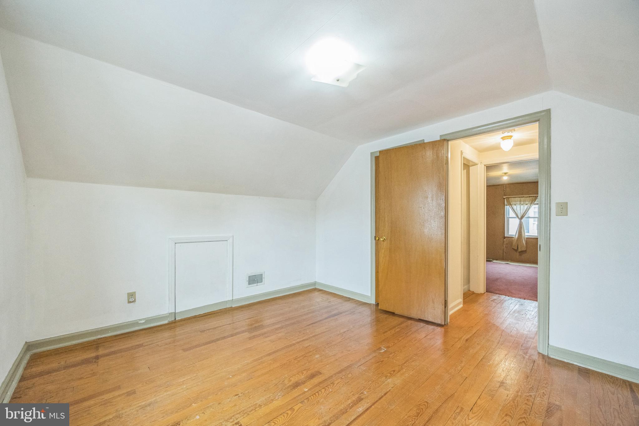 81 Unwin Drive Hamilton, NJ 08610 - Photo 17 of 29