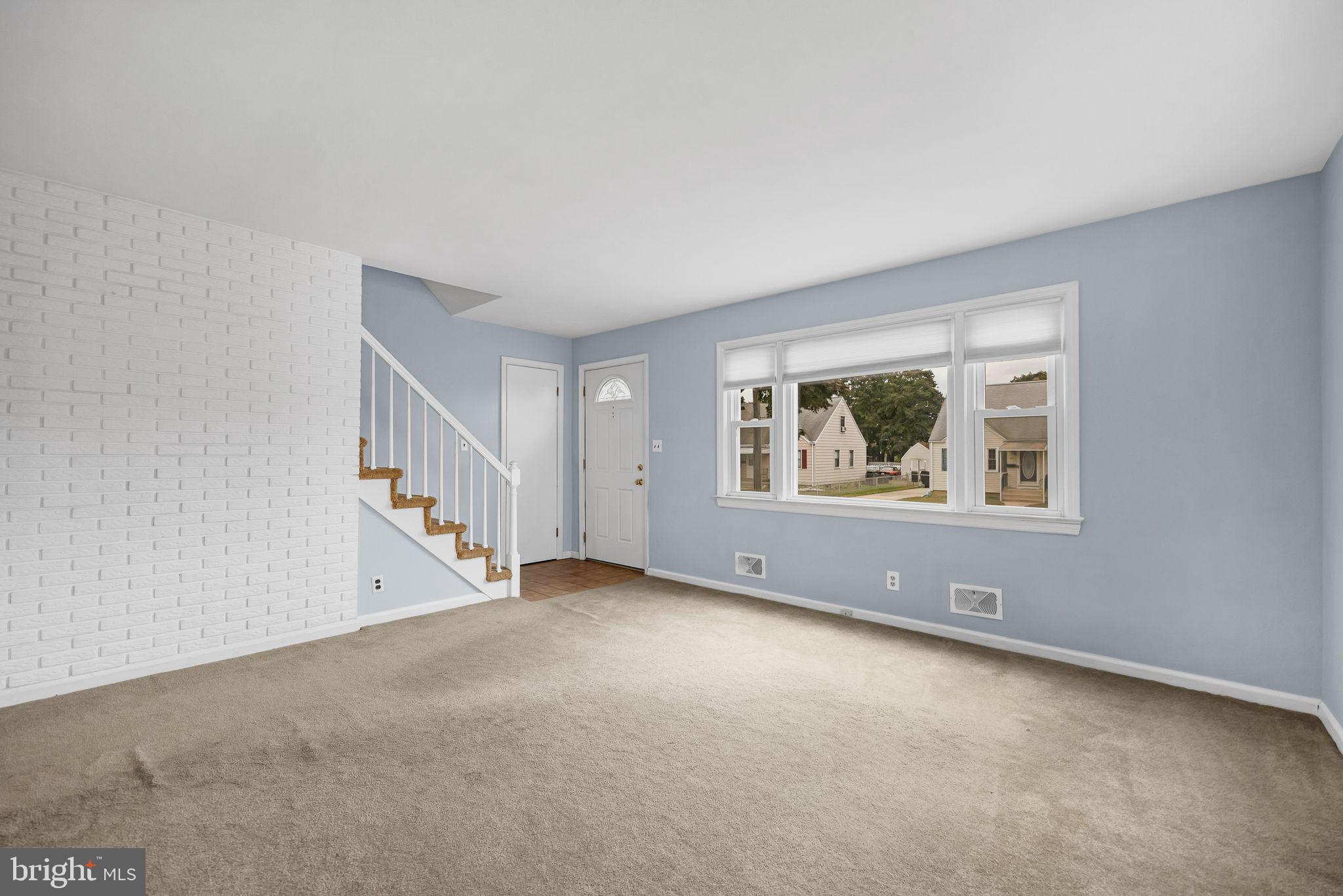 81 Unwin Drive Hamilton, NJ 08610 - Photo 3 of 29