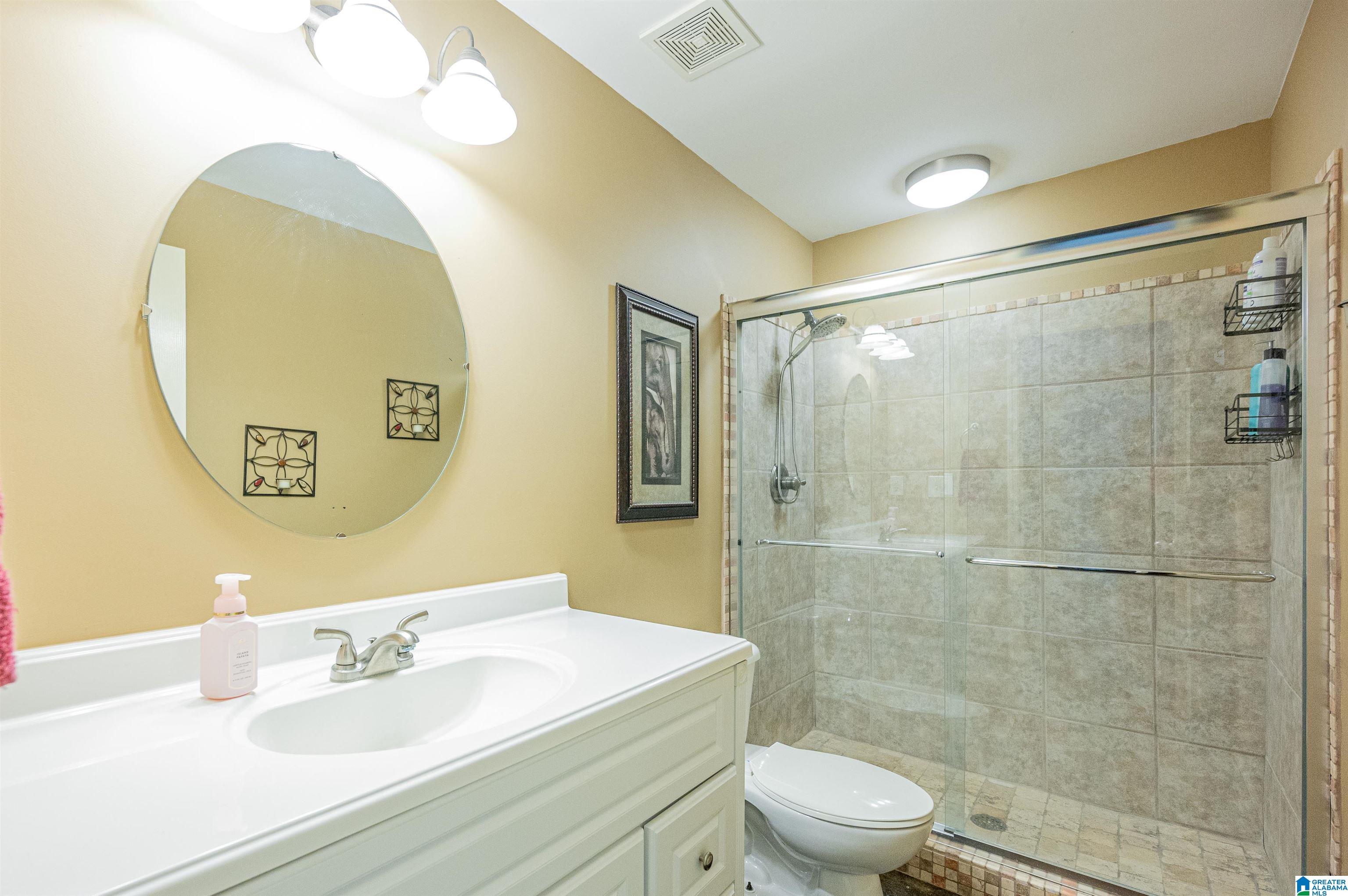 1012 Lake View Lane Calera, AL 35040 - Photo 38 of 50