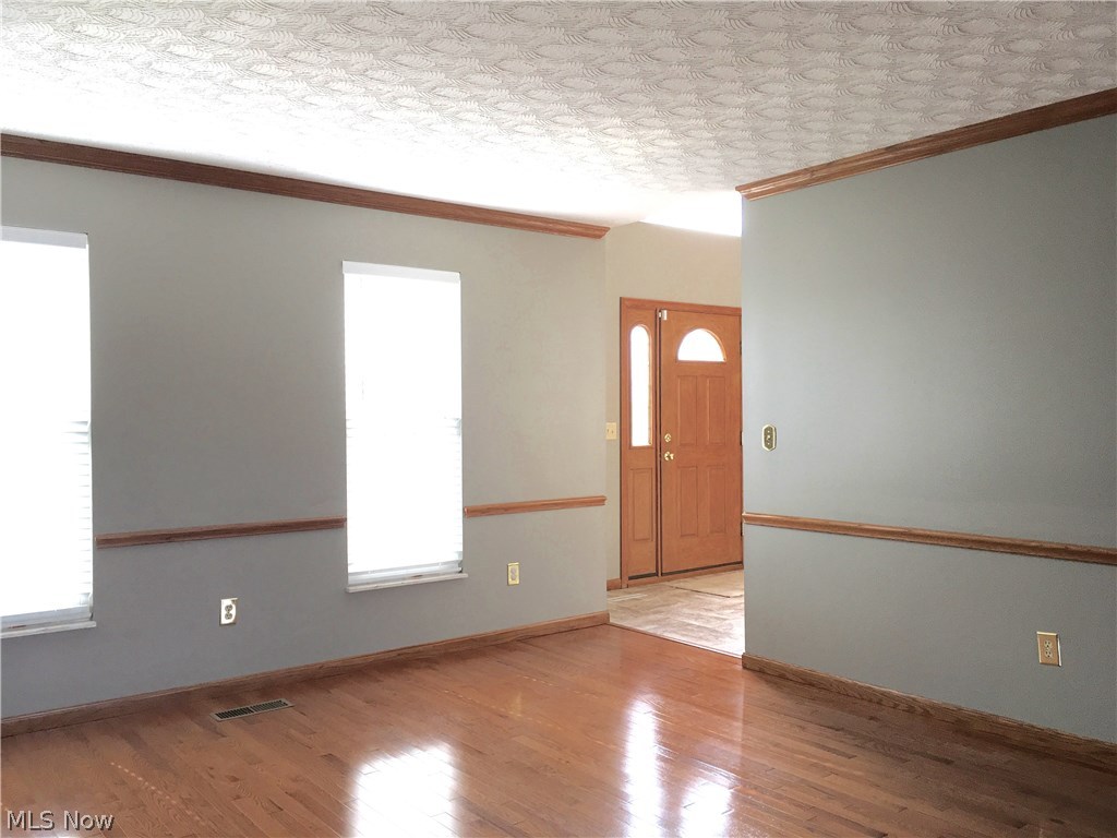 132 Ridgeway Avenue Washington, WV 26181 - Photo 12 of 32 Gallery Image 12