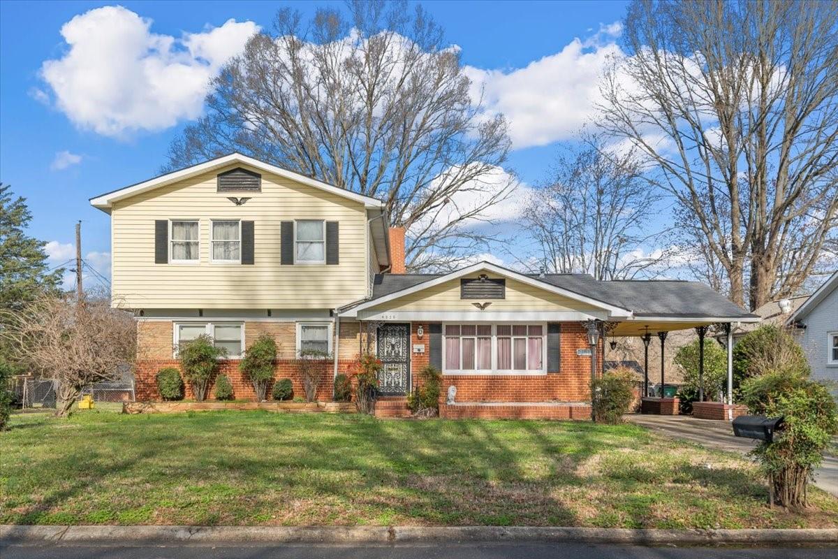 4020 Fieldcrest Road Charlotte, NC 28217 - Photo 1 of 46 Gallery Image 1