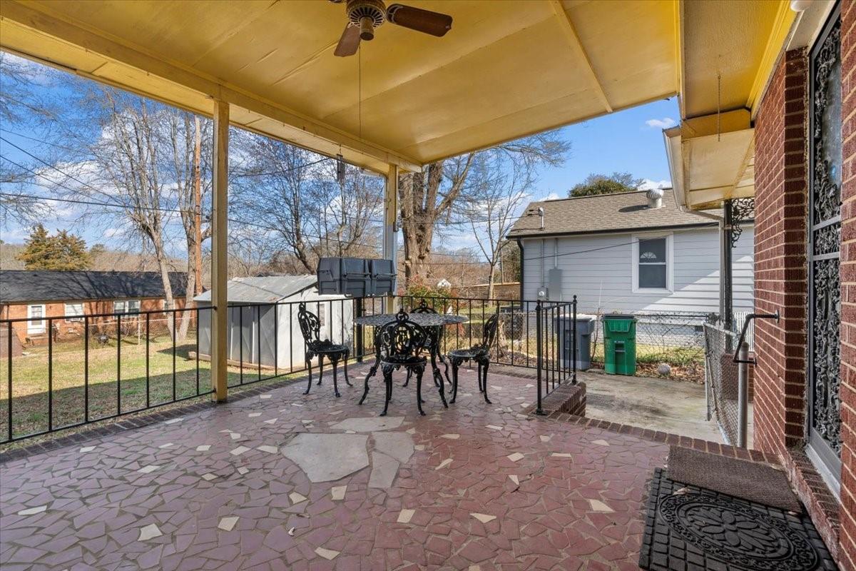 4020 Fieldcrest Road Charlotte, NC 28217 - Photo 19 of 46 Gallery Image 19