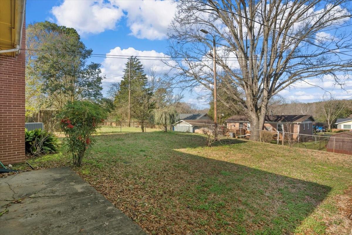 4020 Fieldcrest Road Charlotte, NC 28217 - Photo 21 of 46 Gallery Image 21