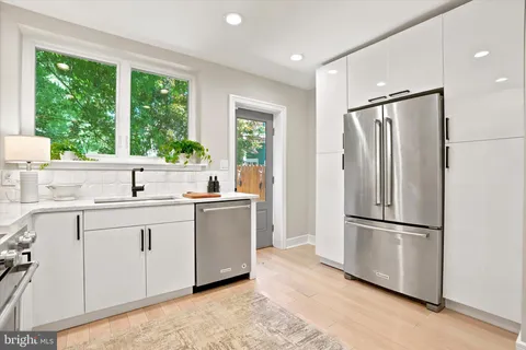 $639,900 | 909 South 25th Street, Philadelphia, PA 19146