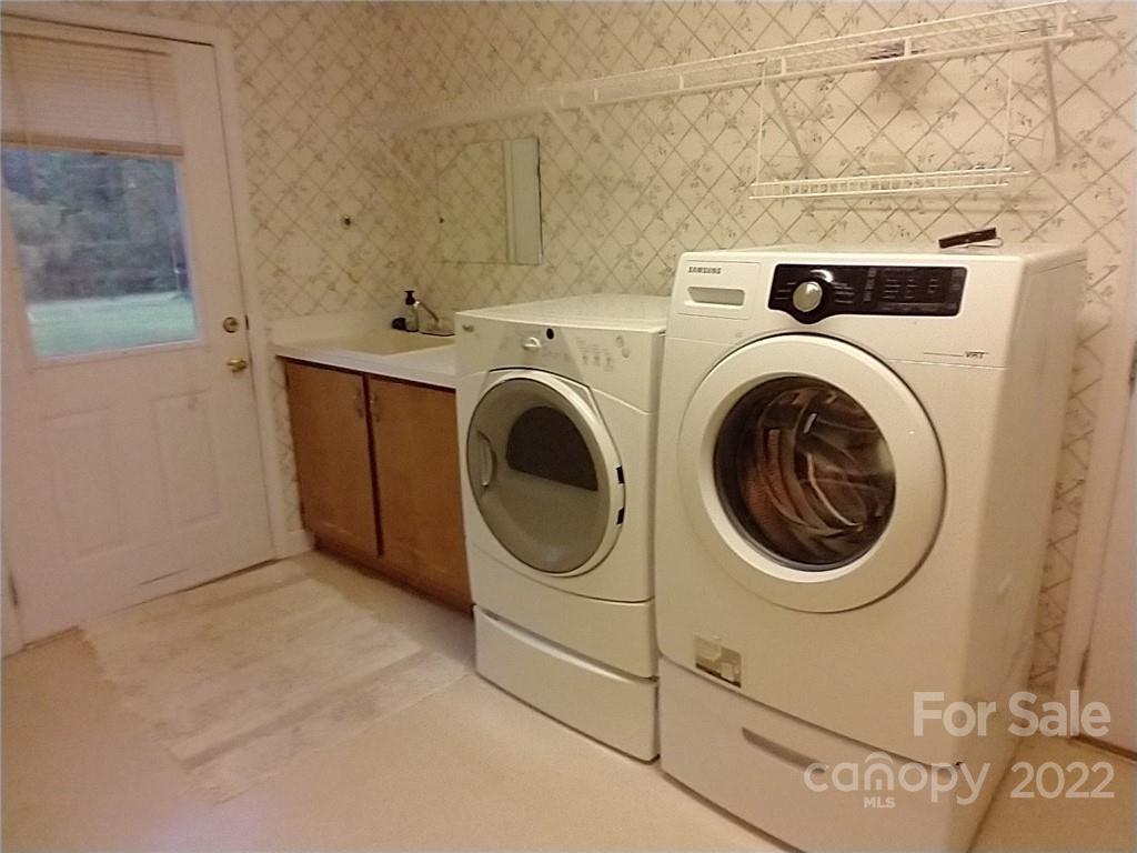 14824 Hooks Road Matthews, NC 28105 - Photo 11 of 45 Gallery Image 11