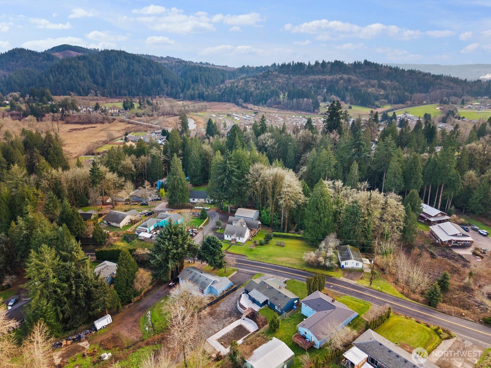 2513 Sunrise Street Kelso, WA 98626 - Photo 6 of 40