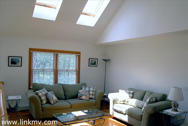 85 Meadow View Road Oak Bluffs, MA 02557 - Photo 4 of 7 http://d1qzqeyxiitrap.cloudfront.net/photos/24420/600/f8a06c8a.jpg