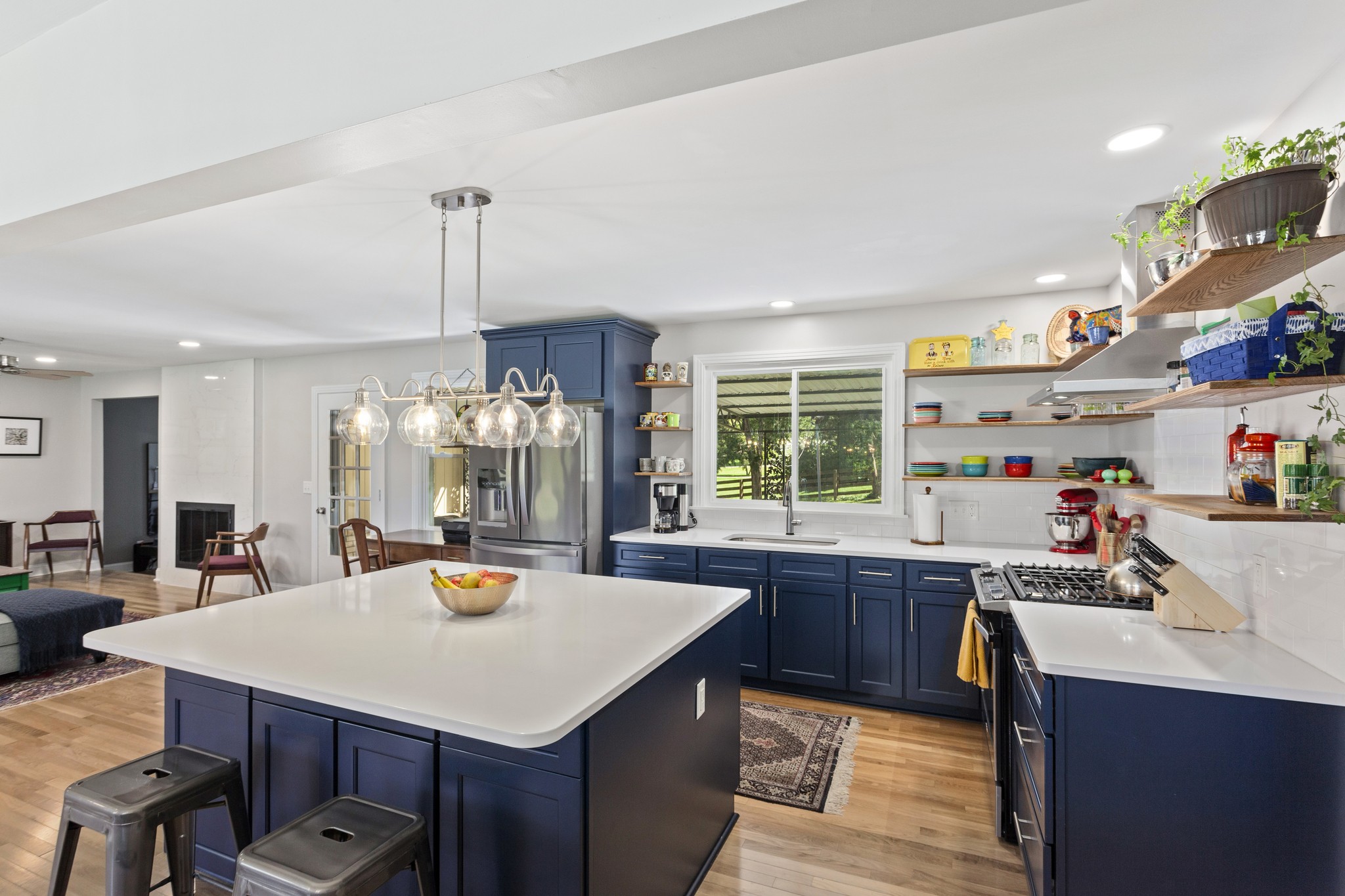 145 Cherokee Road Hendersonville, TN 37075 - Photo 4 of 22 Gallery Image 4