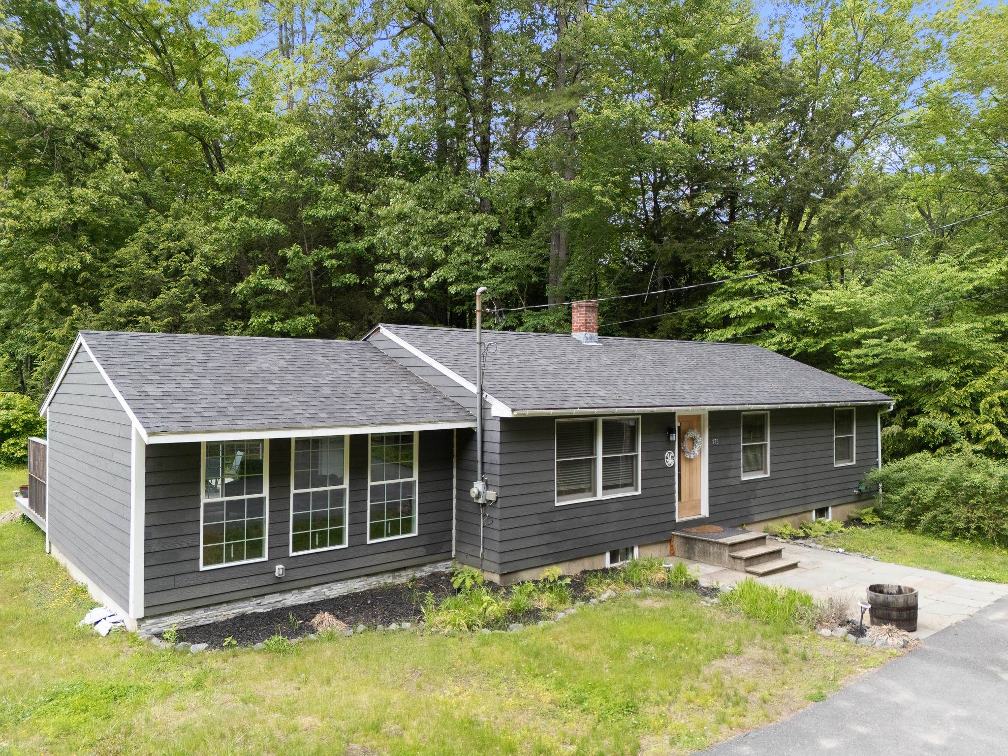 175 Sak Road Vernon, VT 05354 - Photo 1 of 29