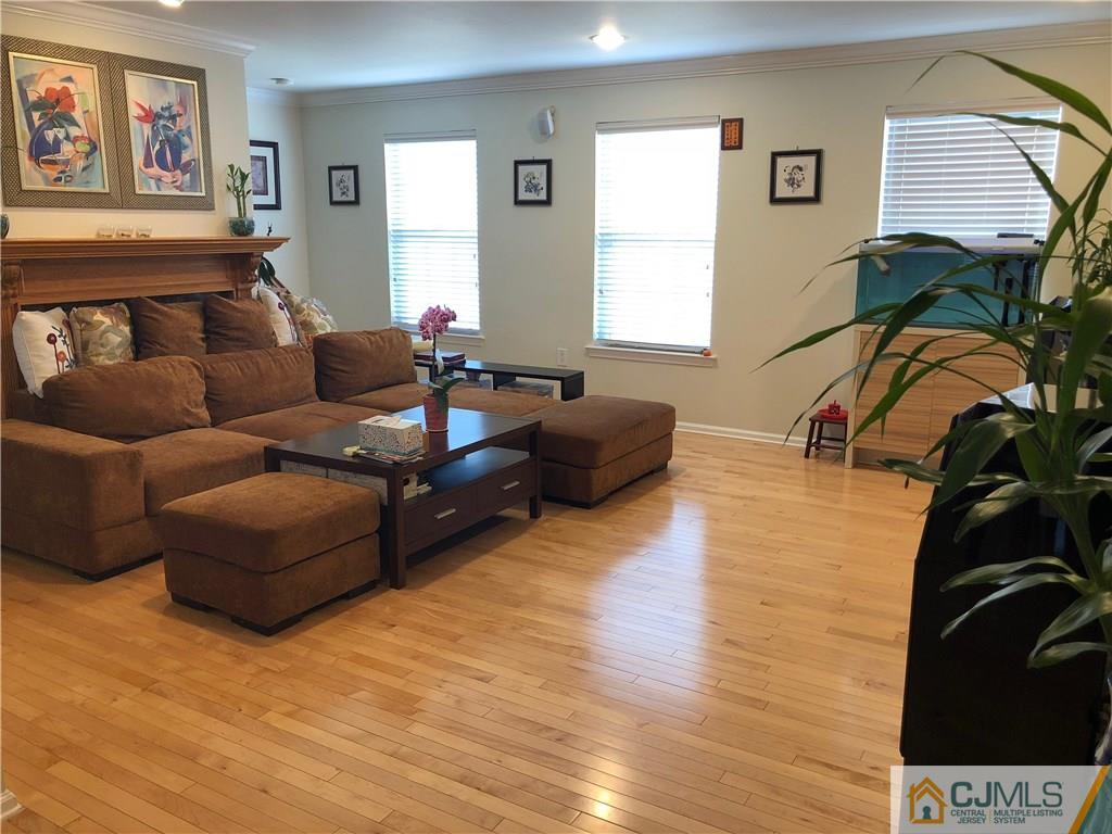 39 Rojewski Way, Unit 1472 Sayreville, NJ 08859 - Photo 4 of 12 Gallery Image 4