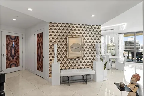 $1,595,000 | 100 East Las Olas Boulevard, Unit 1901, Fort Lauderdale, FL 33301