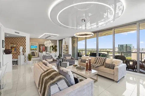 $1,595,000 | 100 East Las Olas Boulevard, Unit 1901, Fort Lauderdale, FL 33301