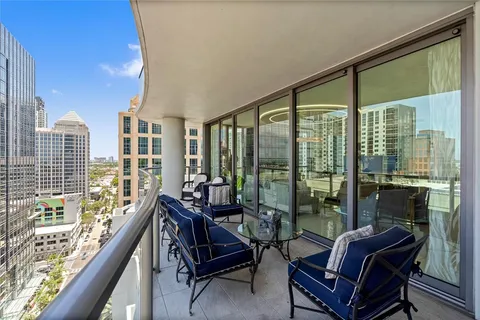 $1,595,000 | 100 East Las Olas Boulevard, Unit 1901, Fort Lauderdale, FL 33301