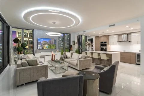 $1,595,000 | 100 East Las Olas Boulevard, Unit 1901, Fort Lauderdale, FL 33301