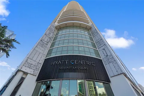 $1,595,000 | 100 East Las Olas Boulevard, Unit 1901, Fort Lauderdale, FL 33301