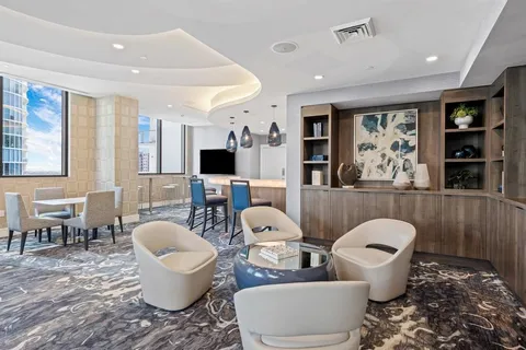 $1,595,000 | 100 East Las Olas Boulevard, Unit 1901, Fort Lauderdale, FL 33301