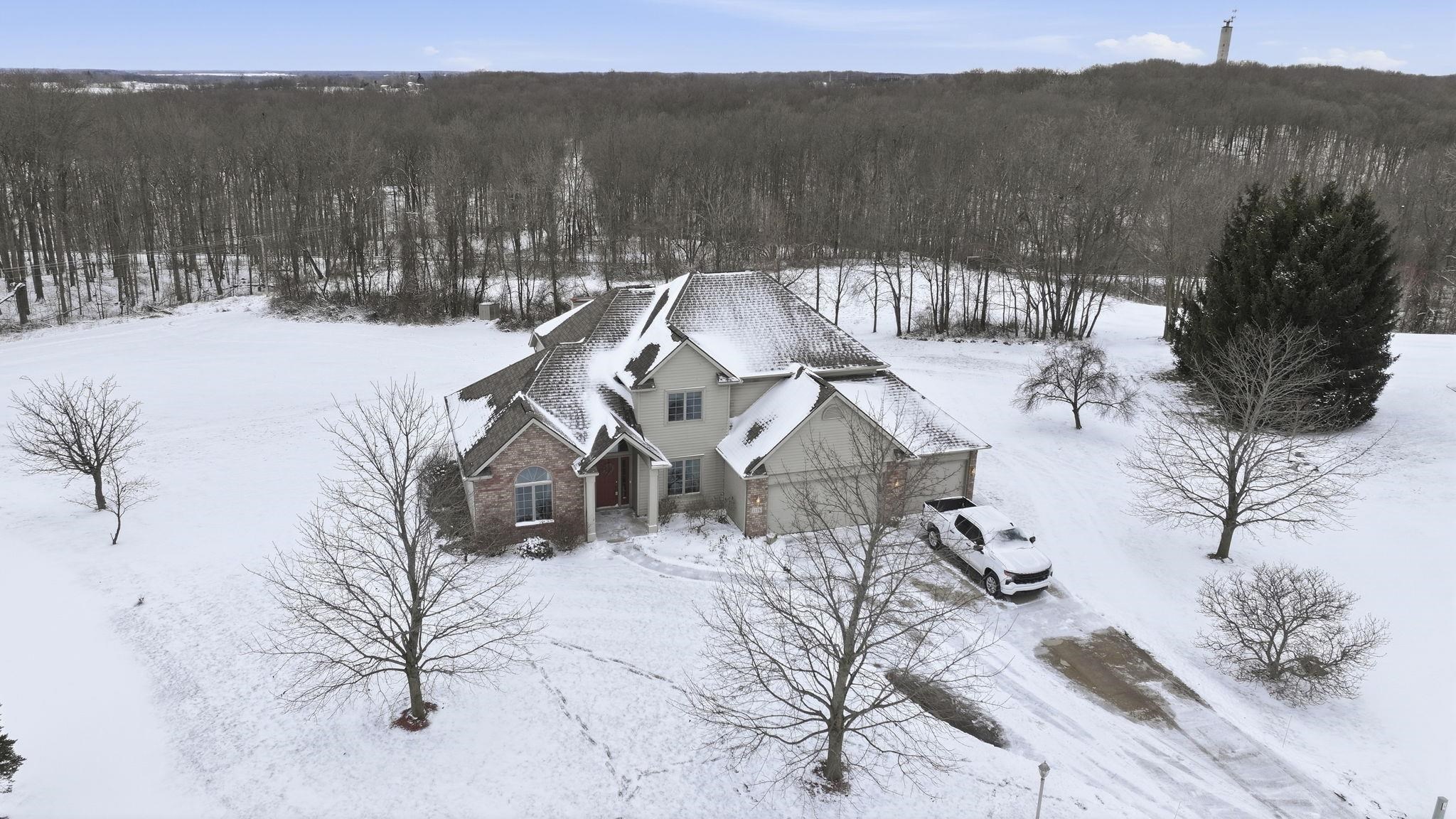 1116 Butler Place Angola, IN 46703 - Photo 2 of 35