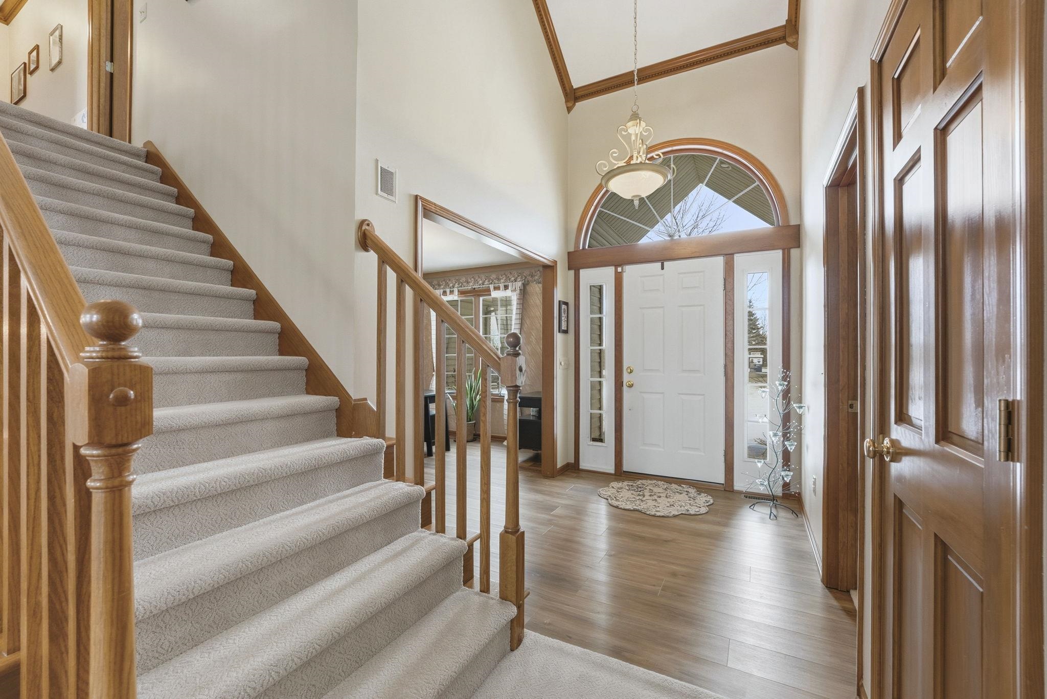 1116 Butler Place Angola, IN 46703 - Photo 6 of 35