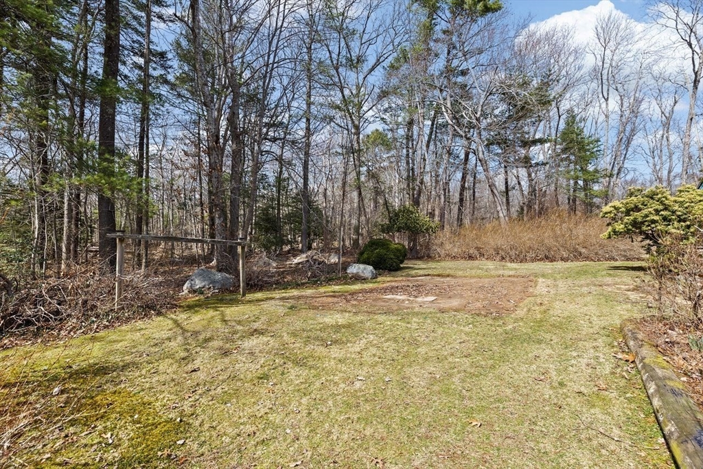 65 Pine Street Norwell, MA 02061 - Photo 24 of 35