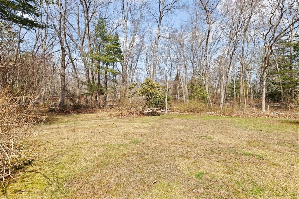 65 Pine Street Norwell, MA 02061 - Photo 26 of 35