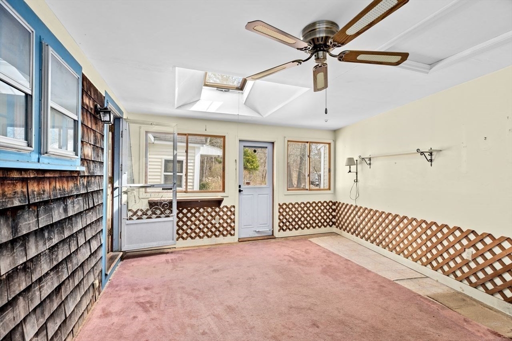 65 Pine Street Norwell, MA 02061 - Photo 9 of 35