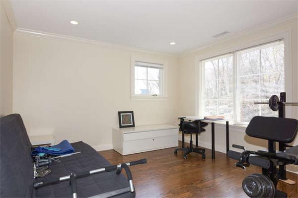 70 Edmunds Road Wellesley, MA 02481 - Photo 17 of 22