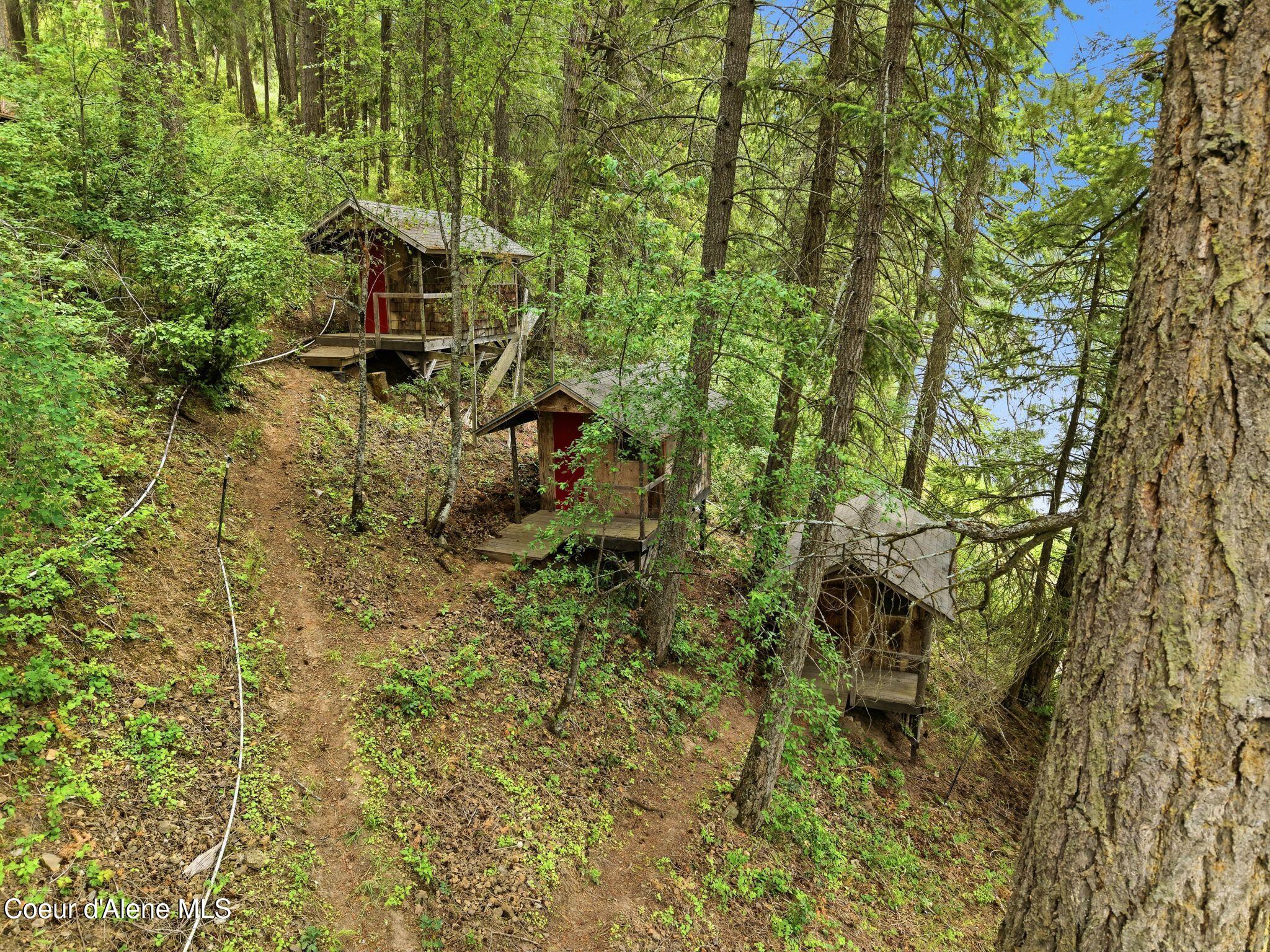 3337 South Lands End Road Coeur D'Alene, ID 83814 - Photo 38 of 49 Bunk Houses