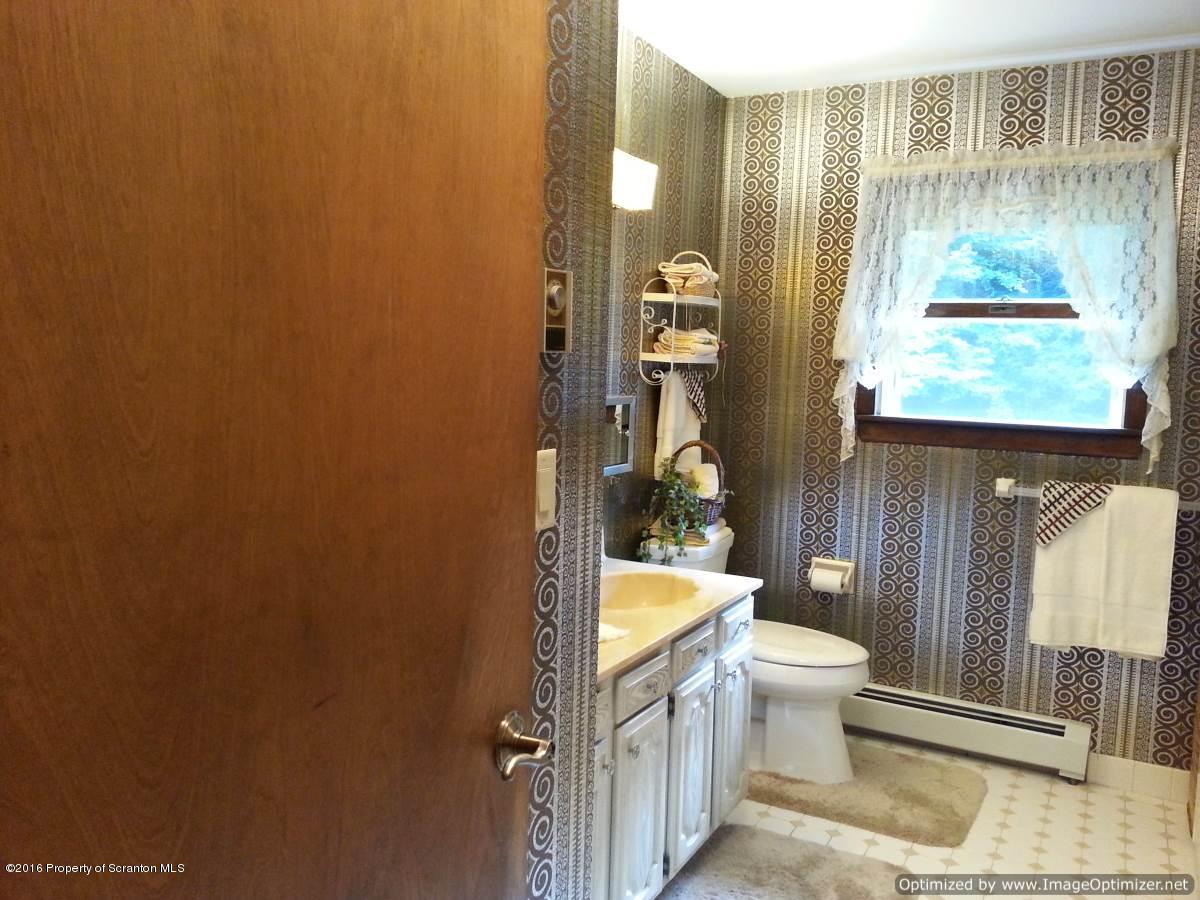 1019 Newton Road Clarks Summit, PA 18411 - Photo 22 of 42 Gallery Image 22