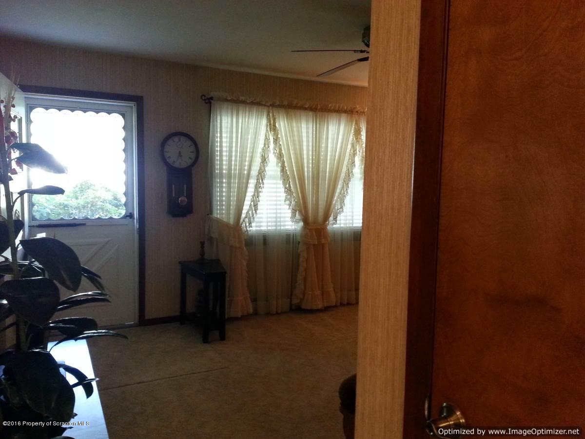 1019 Newton Road Clarks Summit, PA 18411 - Photo 10 of 42 Gallery Image 10