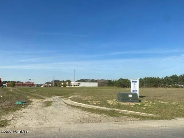 $525,000 | 0 Beacon Drive, Winterville, NC 28590