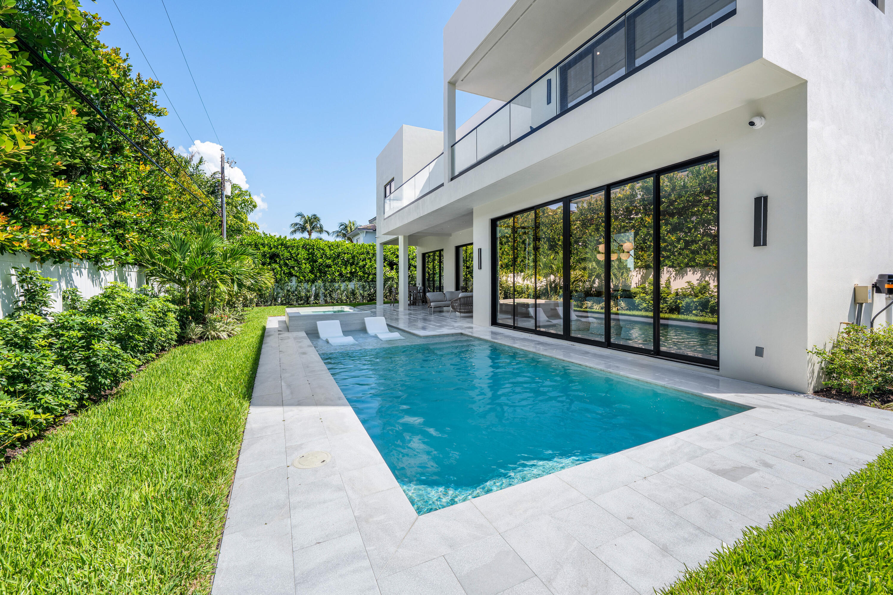 1031 Northeast 3rd Avenue Boca Raton, FL 33432 - Photo 32 of 69 057-1031Northeast3rdAvenue-BocaRaton-FL-