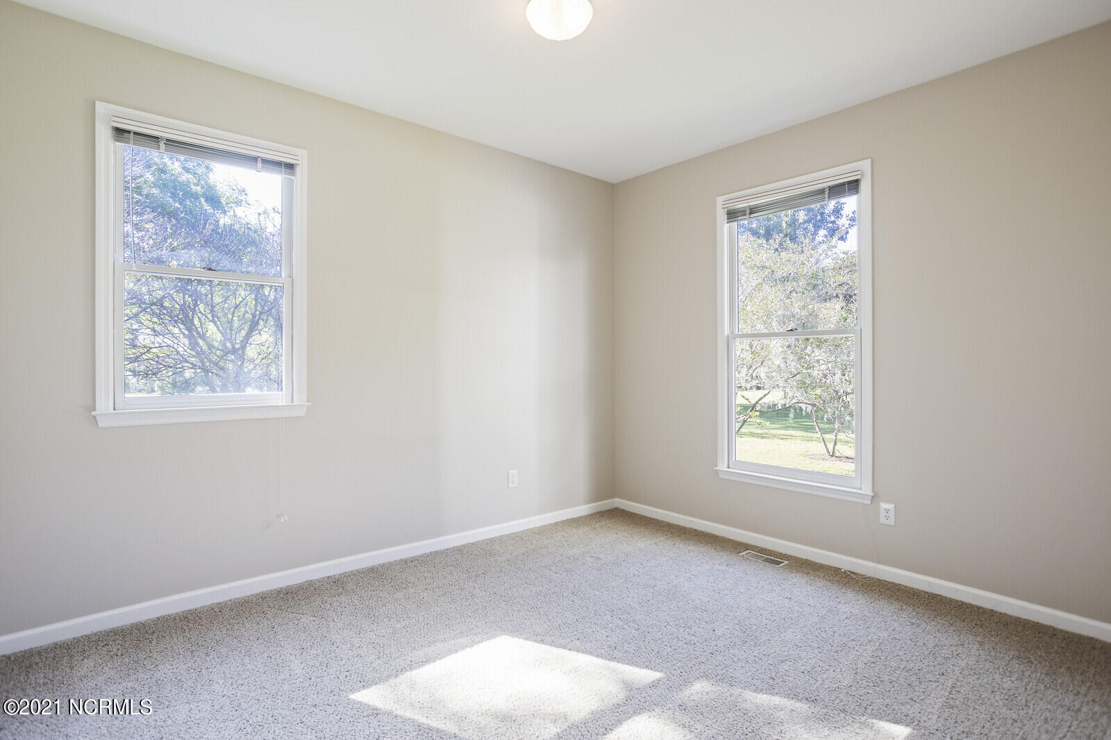 1228 Liberty Landing Road Southeast Winnabow, NC 28479 - Photo 37 of 94 Bedroom 3 - first floor