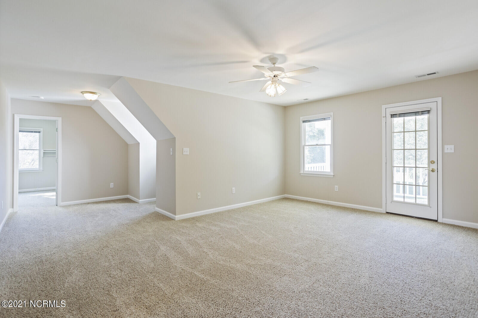1228 Liberty Landing Road Southeast Winnabow, NC 28479 - Photo 38 of 94 Master bedroom