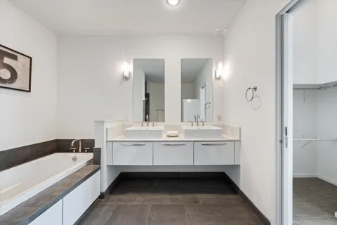 $744,900 | 700 12th Avenue South, Unit 1104, Nashville, TN 37203