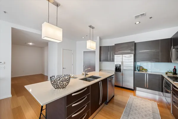 $744,900 | 700 12th Avenue South, Unit 1104, Nashville, TN 37203