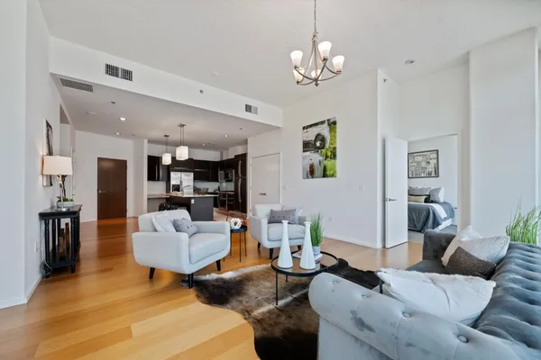 $744,900 | 700 12th Avenue South, Unit 1104, Nashville, TN 37203