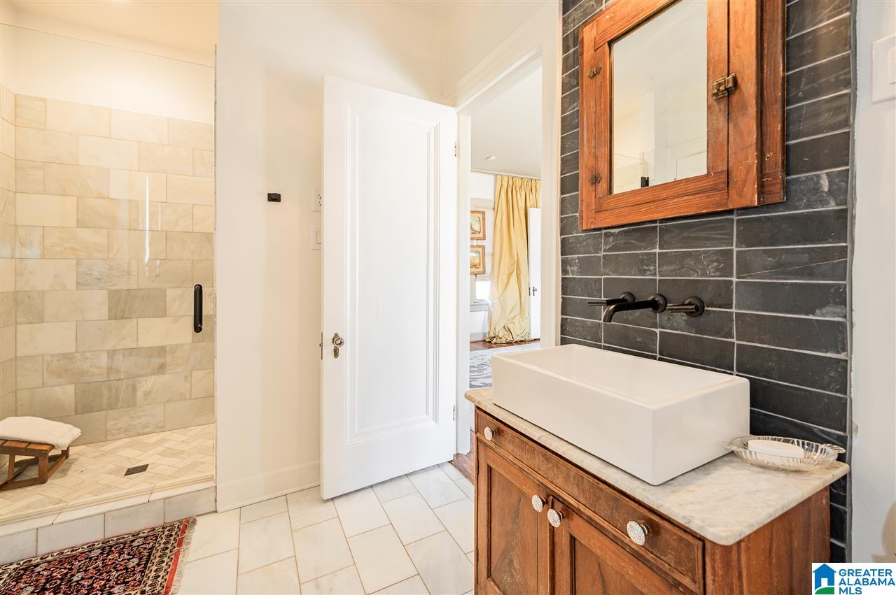 3070 Salisbury Road Birmingham, AL 35213 - Photo 32 of 48