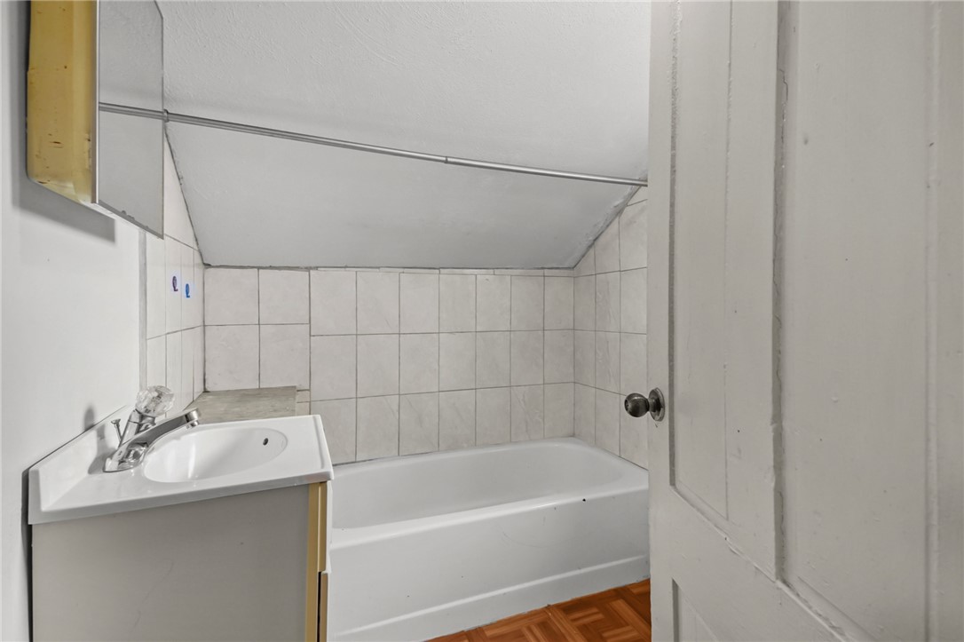 15 Judith Street Providence, RI 02909 - Photo 23 of 38