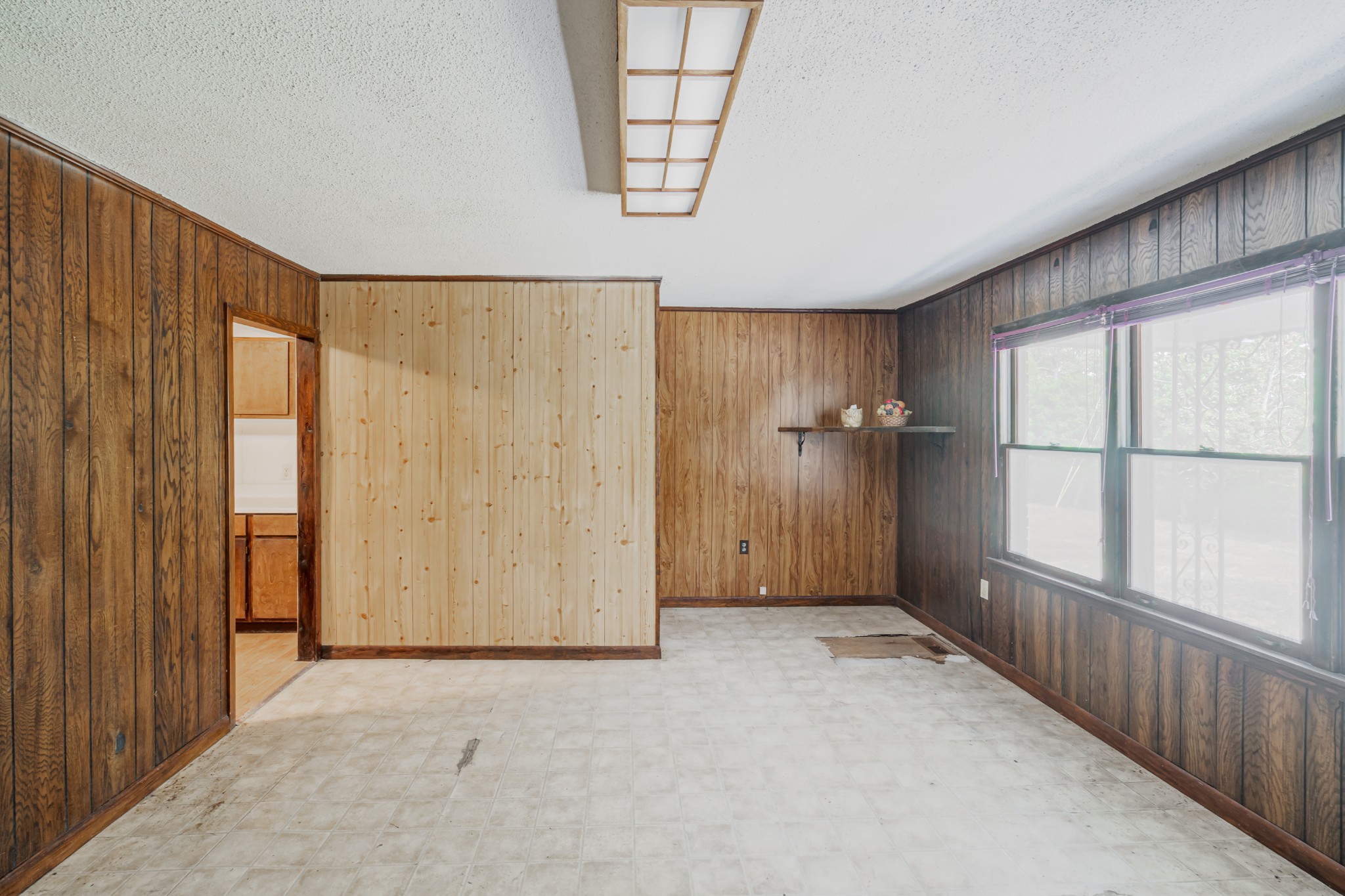 382 Fire Tower Road Erin, TN 37061 - Photo 5 of 19 Gallery Image 5