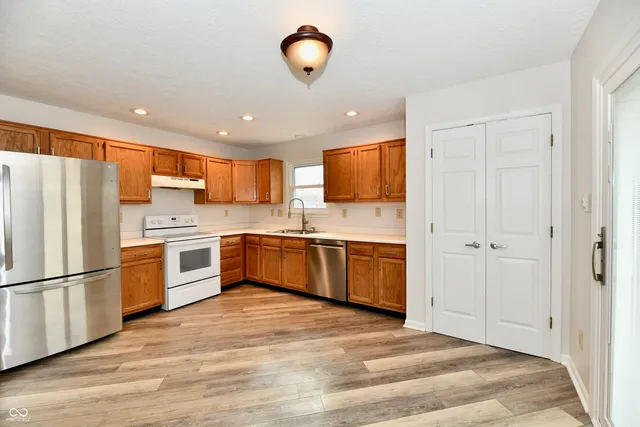 $235,000 | 106 Tracy Ridge Boulevard, Whiteland, IN 46184