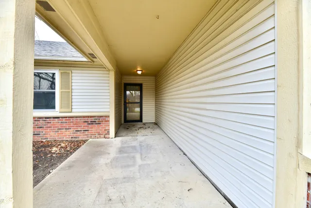 $235,000 | 106 Tracy Ridge Boulevard, Whiteland, IN 46184