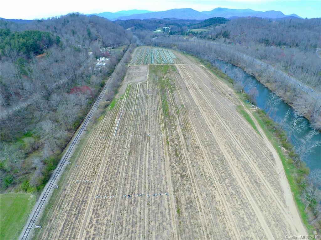 1397 Thomas Valley Road Whittier, NC 28789 - Photo 3 of 3 Gallery Image 3